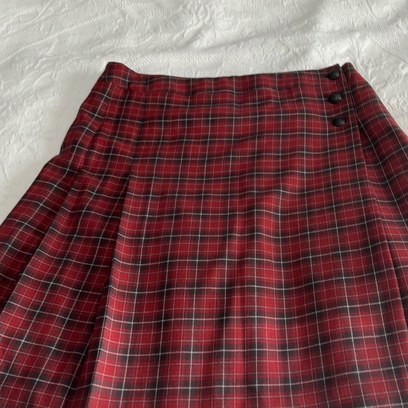 Brooks Brothers Dresses & Skirts - Brooks Brothers red and brown plaid skirt fully lined faux wrap around size 12